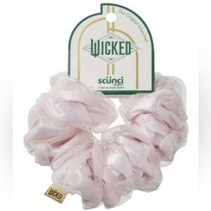 scunci Light Pink Hair Scrunchie